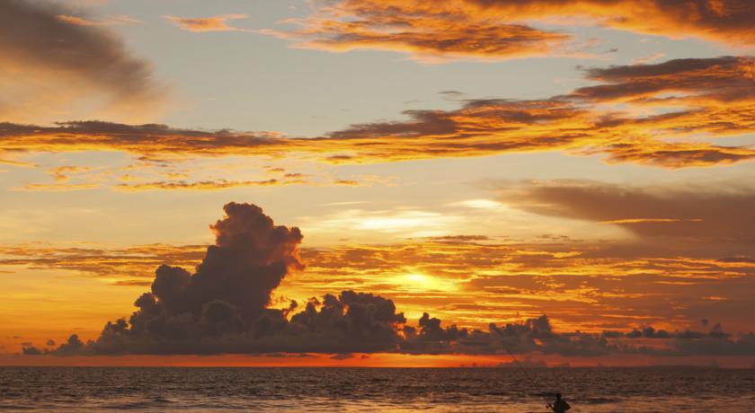 Royal Regantris Kuta Hotell Kuta Lombok Exteriör bild
