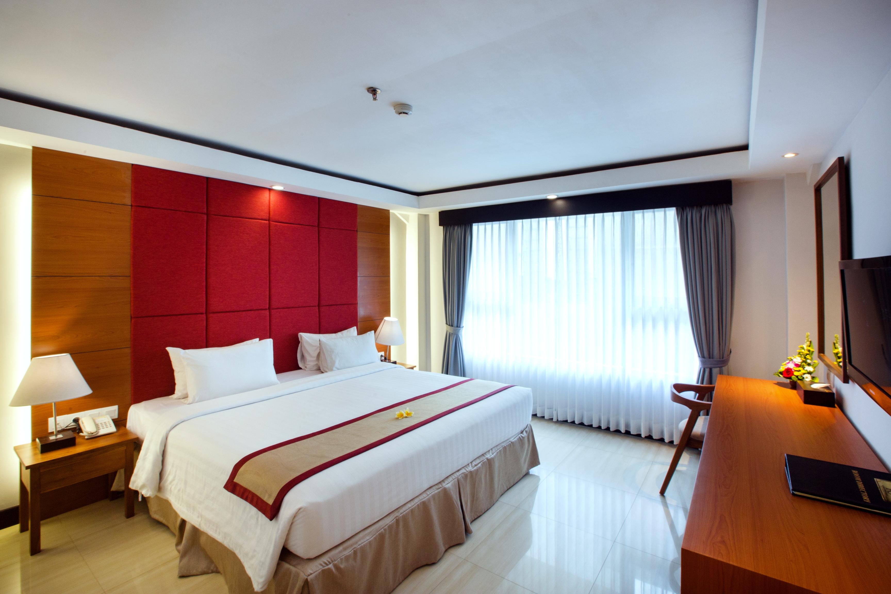 Royal Regantris Kuta Hotell Kuta Lombok Exteriör bild